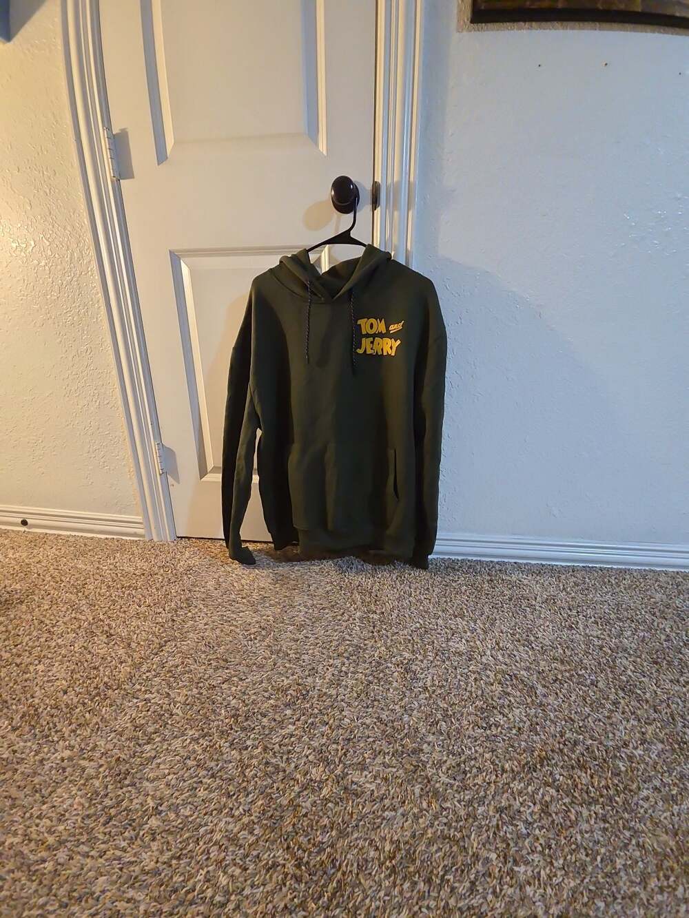 Tom and Jerry Graphic Pullover Hoodie in Forest Green